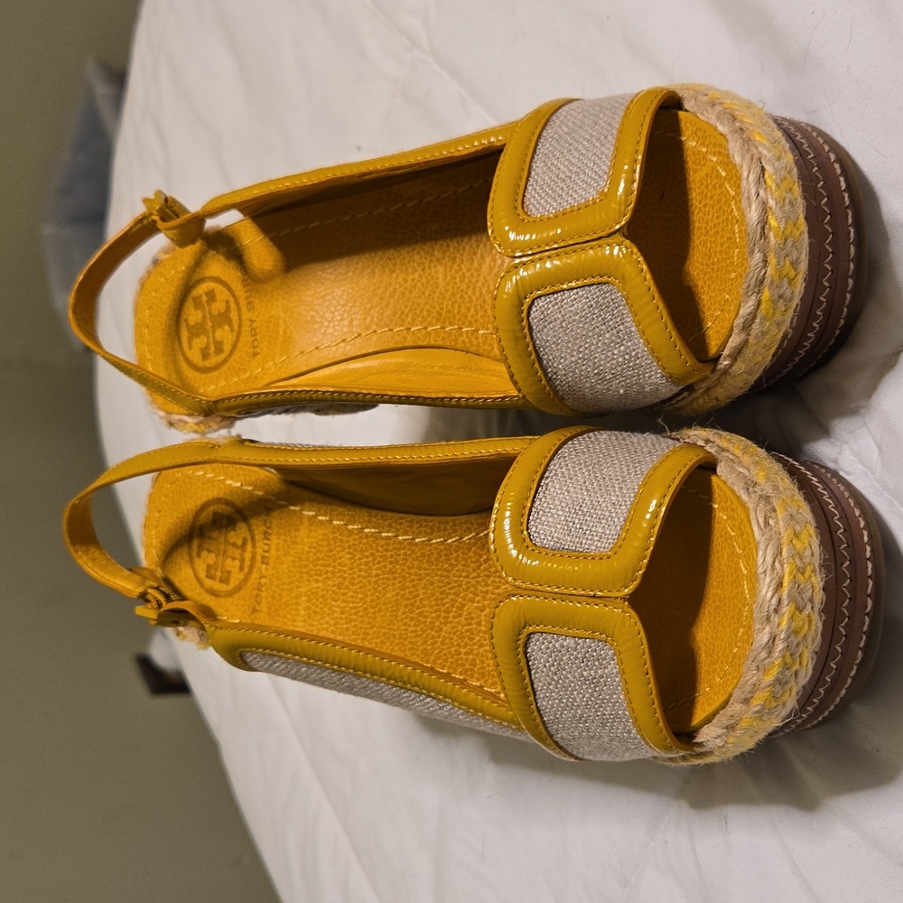 Tory Burch Yellow and Cream Wedges with Espadrille Detail - Picture 5 of 8
